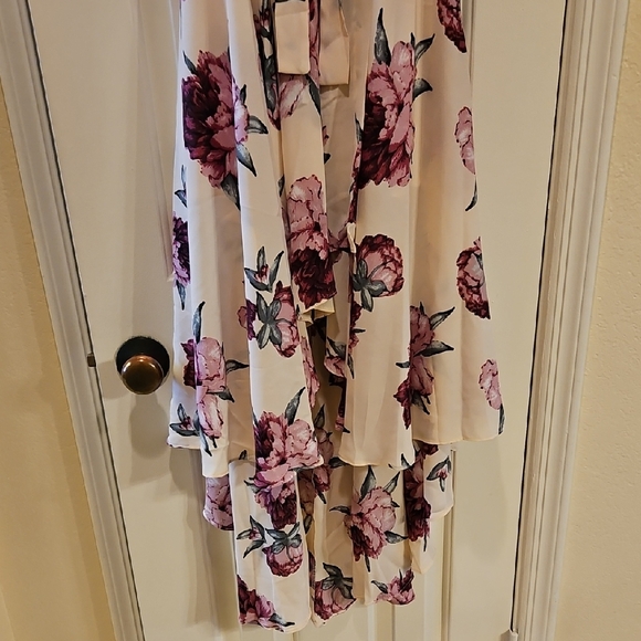 Lulu's Pink and Red Flutter Sleeve Midi Sundress - Picture 3 of 15